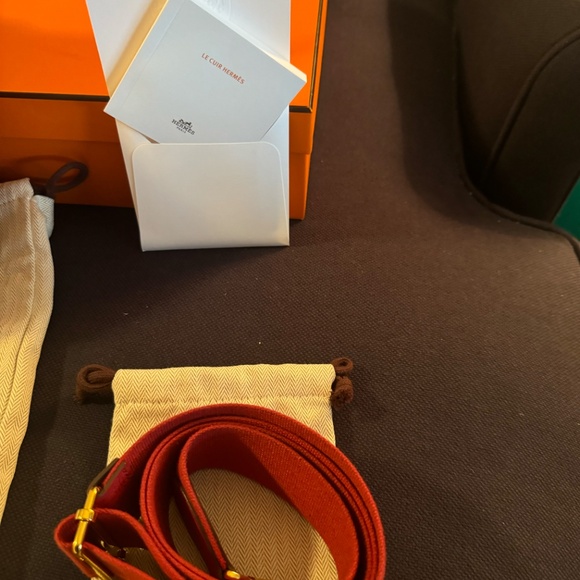 Red Hermes Evelyne III 29 - Picture 3 of 14